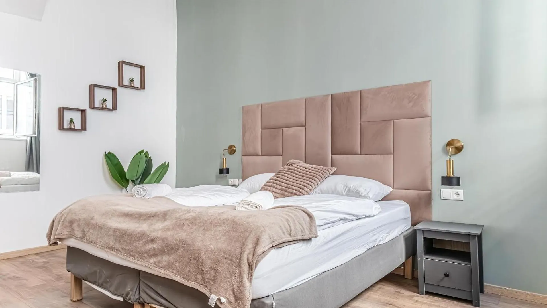 וינה Kingbed 1Br Central Apt With Ensuite Washer & Smart Tv