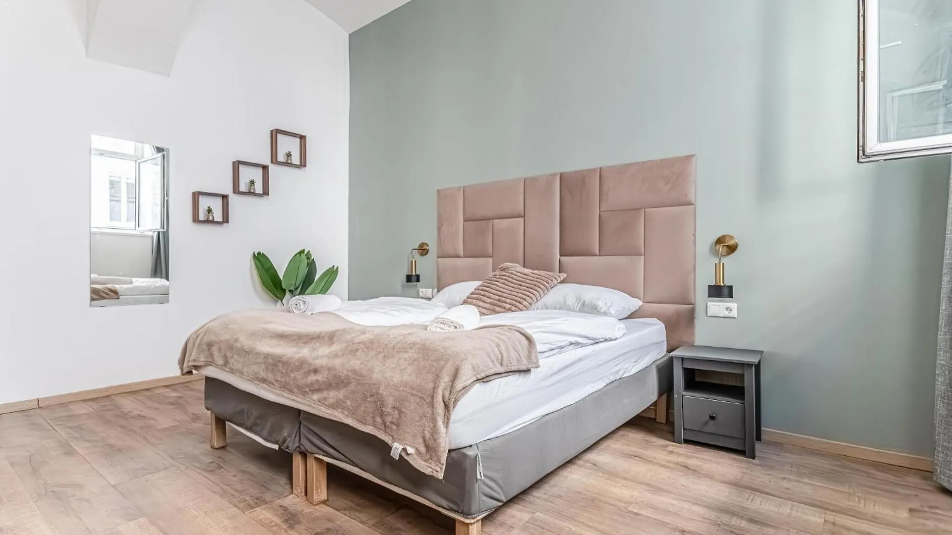 וינה Kingbed 1Br Central Apt With Ensuite Washer & Smart Tv 0*,  אוסטריה